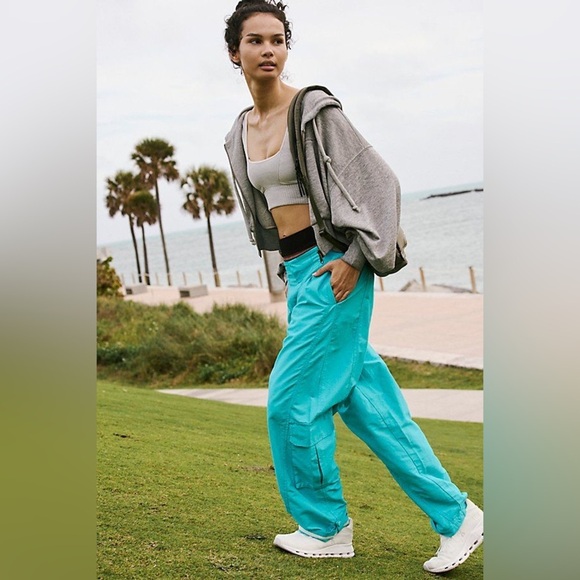 Free People Pants - *NWOT* FP Movement Mesmerize Me Solid Pants - Poolside